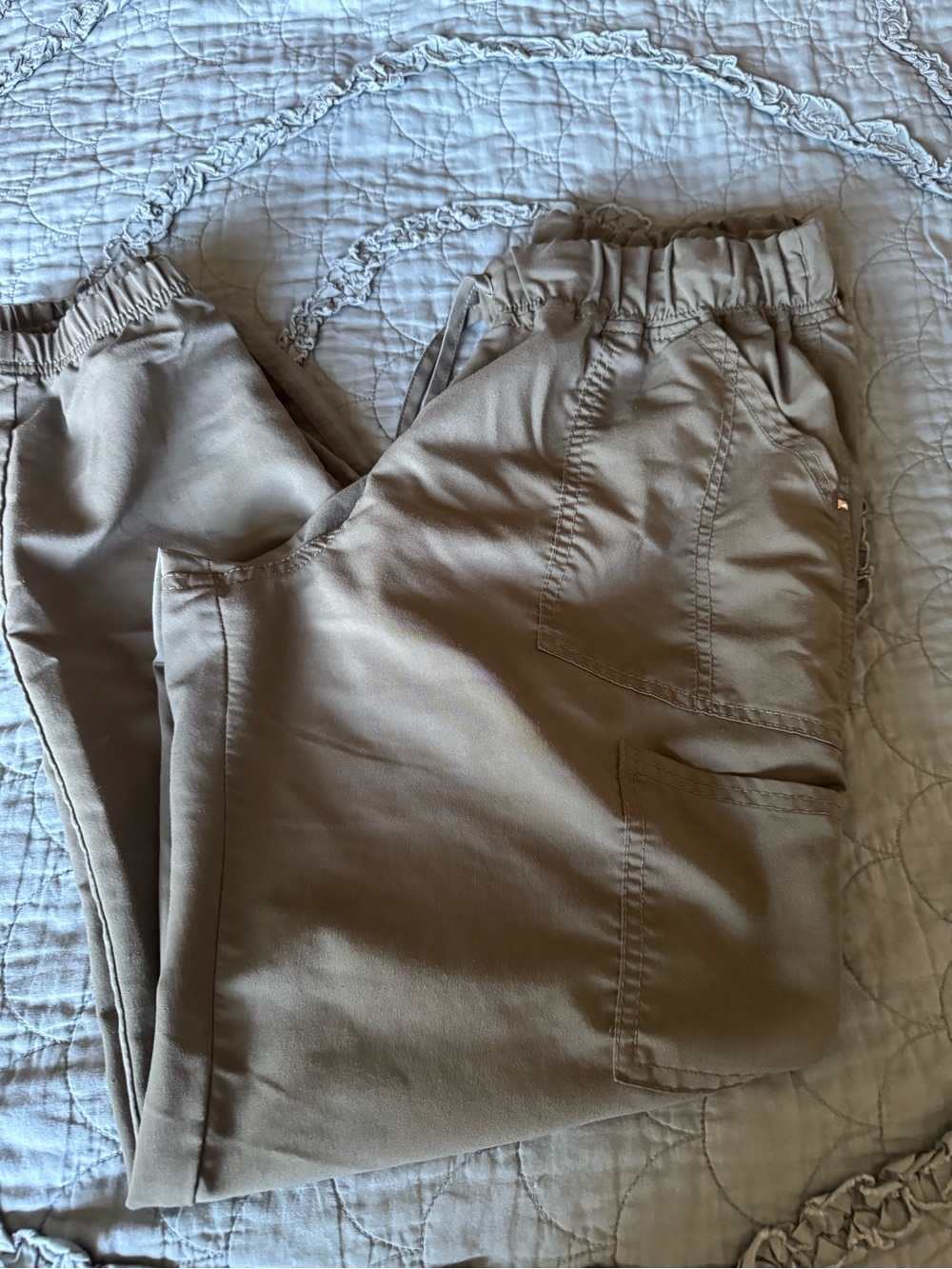 Elastic-Waist scrub pants Pants- olive green